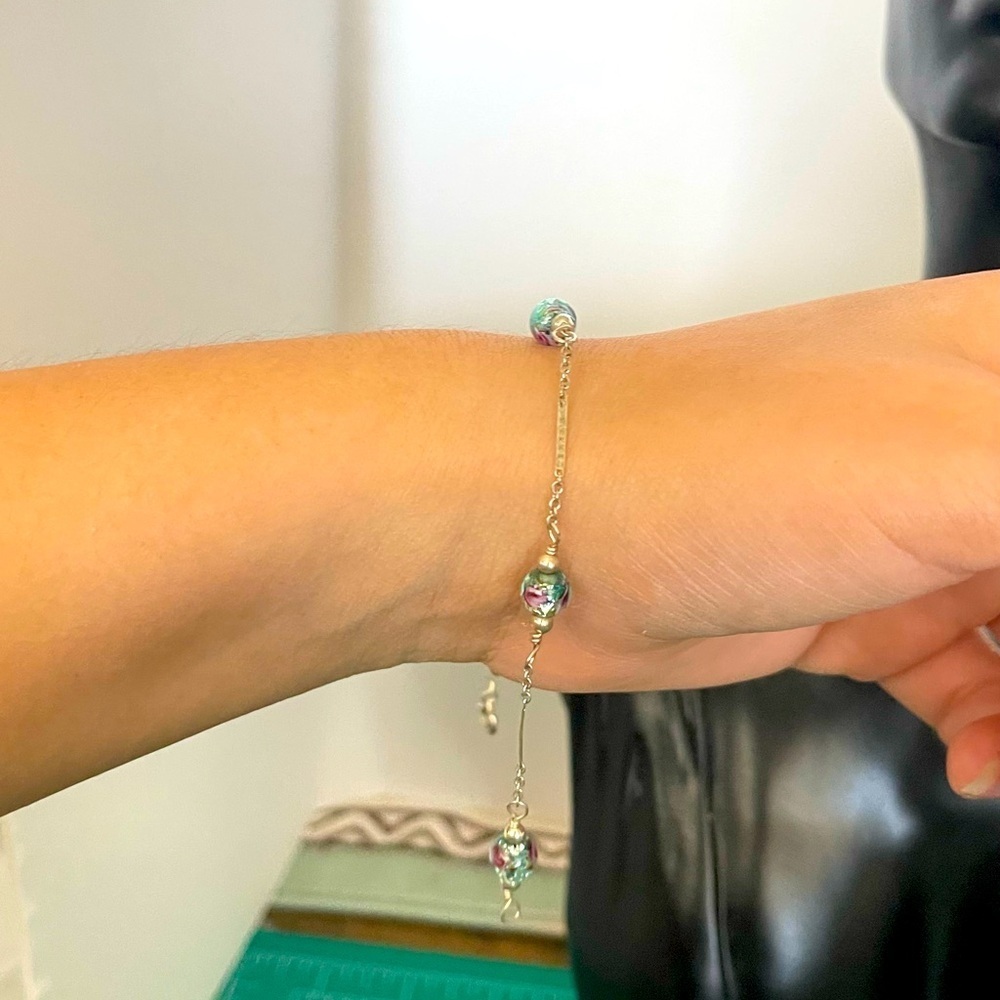 Floral beaded sterling silver bar bracelet - Picture 3 of 7